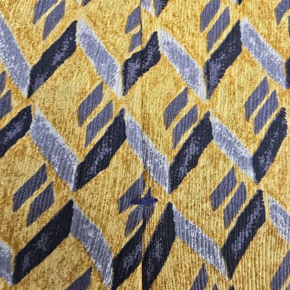 Necktie Mens Vintage Geoffrey Beene Mens Tie Yellow And Black Size Is 57in x 3.5 - Picture 5 of 6